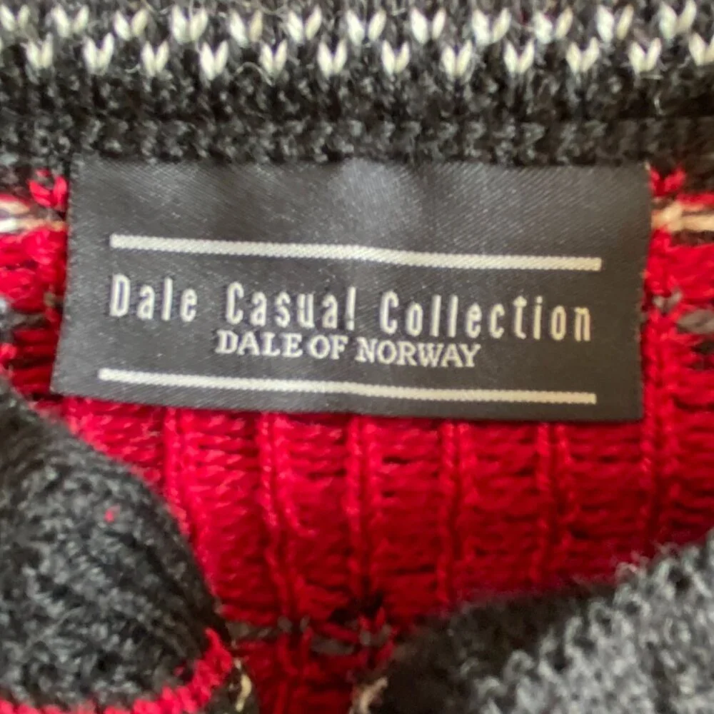 Dale of Norway Casual Collection 100% Pure Wool Cardigan Floral Cottagecore-M_15